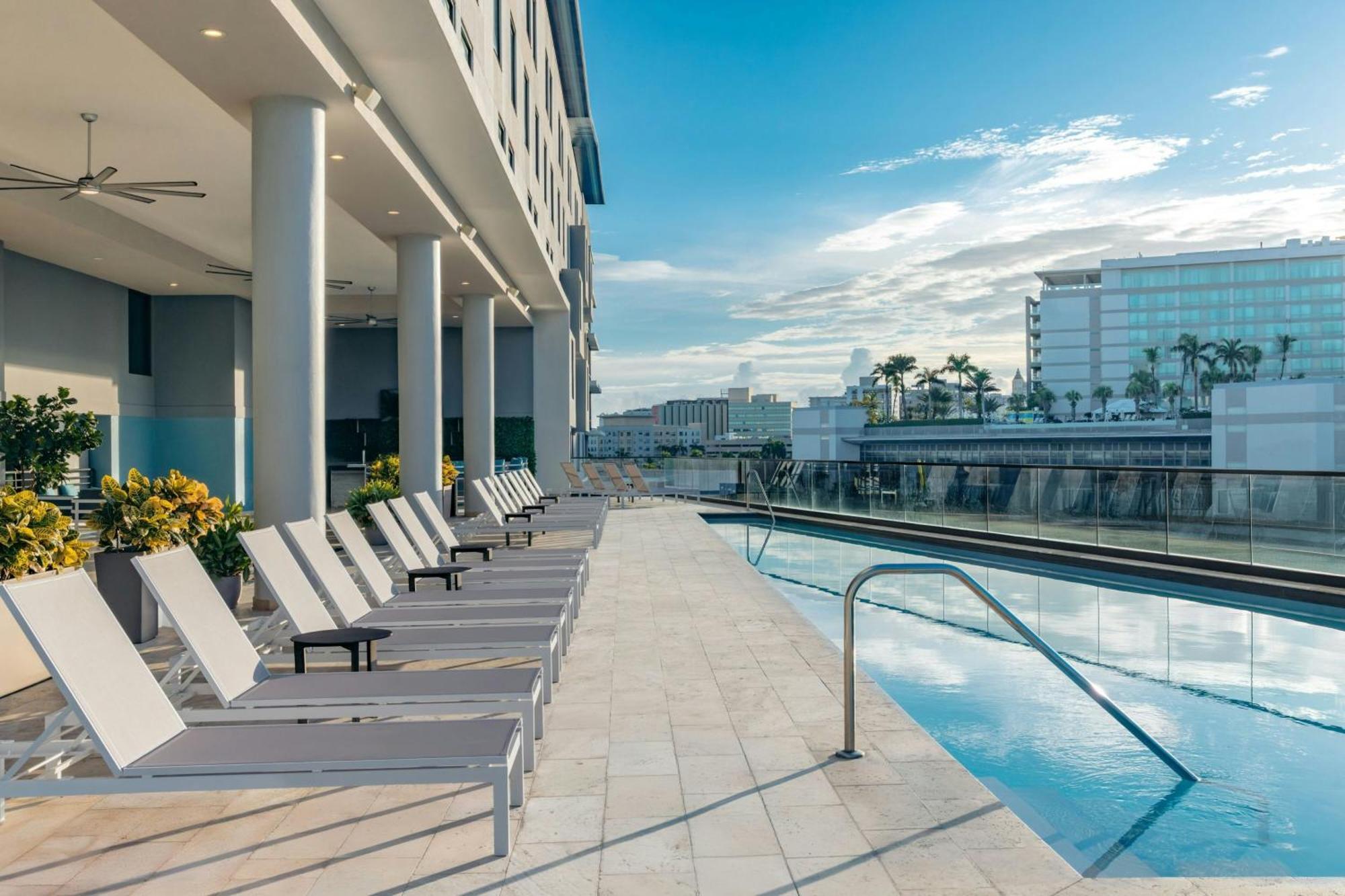Aloft San Juan Hotel Exterior photo